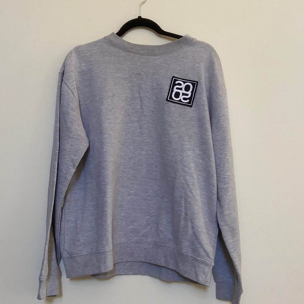2020 L GRAY CREWNECK